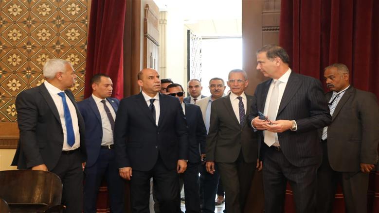 وزير الزراعة يتفقد المتحف الزراعي: مهتمون بتطوير الأصول التاريخية