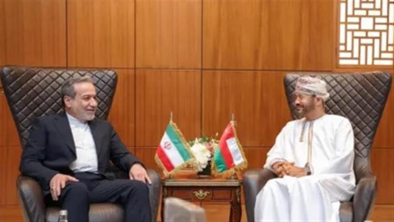 وزيرا خارجية عمان وإيران يناقشان سبل تأمين الملاحة البحرية واحتواء التصعيد