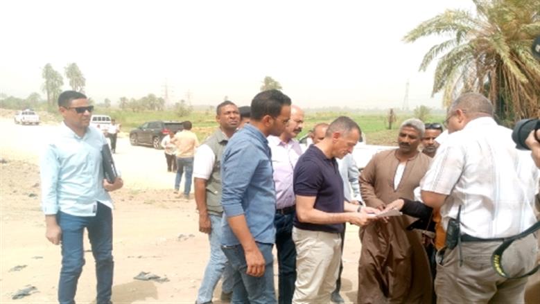 محافظ أسوان يشدد على مراجعة المباني غير المخططة بإدفو وتفعيل قانون التقنين الجديد