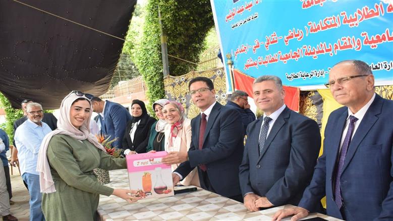رئيس جامعة بنها: المدن الجامعية بيت ثانٍ للطلاب ونحرص على البيئة الآمنة