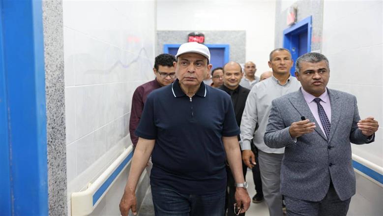  ضمن مبادرة «حياة كريمة».. محافظ المنيا يتابع مشروعات قطاع الصحة في ديرمواس