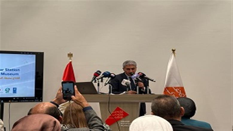 وزير السياحة يفتتح مشروع محطة طاقة شمسية بالمتحف المصري الكبير 