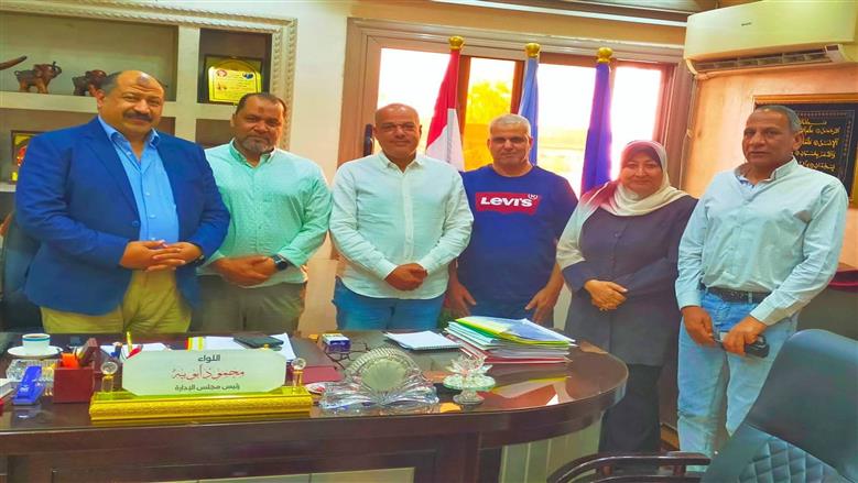 «نظافة القاهرة»: المرحلة المقبلة ستشهد مفاجآت يشعر بها المواطن على أرض الواقع