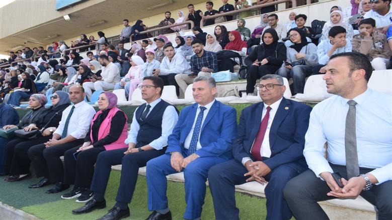 رئيس جامعة بنها يشهد فعالية