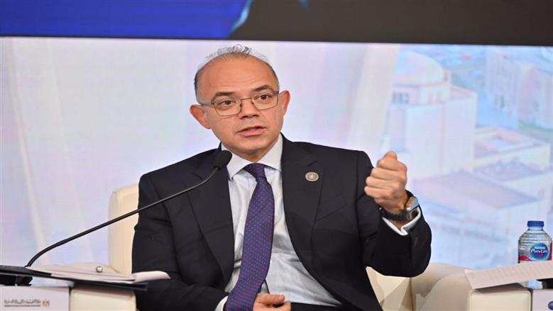 وزير الاستثمار: تبسيط الإجراءات واختصار الدورة المستندية لجذب استثمارات نوعية