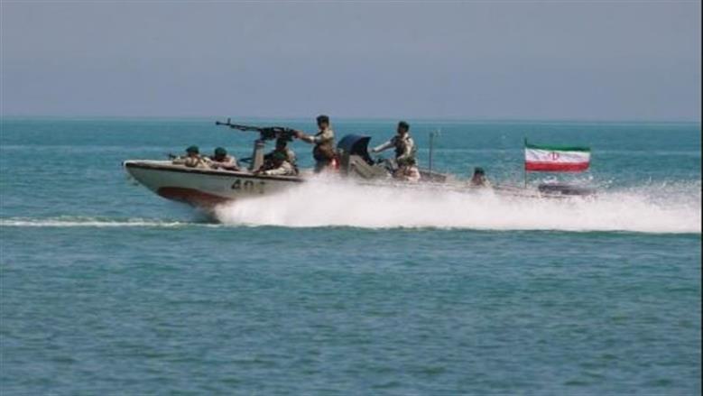 مقتل 5 أشخاص في استهداف أمريكي لزورقين مدنيين كانا في طريقهما إلى إيران