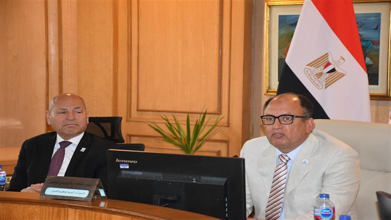 رئيس جامعة العاصمة: مراكز التميز ركيزة للتطوير وربط التعليم بالصناعة