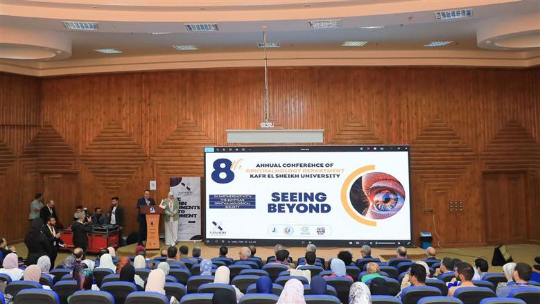 بمشاركة نخبة من العلماء.. رئيس جامعة كفر الشيخ يشهد انطلاق المؤتمر الثامن لطب وجراحة العيون