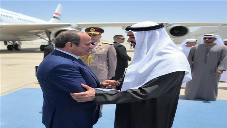 سياسيون: زيارة الرئيس السيسي إلى الإمارات تؤكد متانة العلاقات العربية