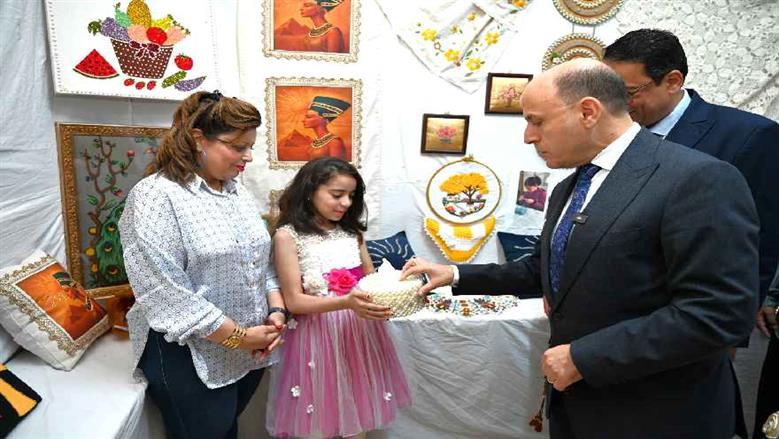 يضم  2820 لوحة فنية.. محافظ الغربية يفتتح معرض الأنشطة الفنية والاقتصاد المنزلي