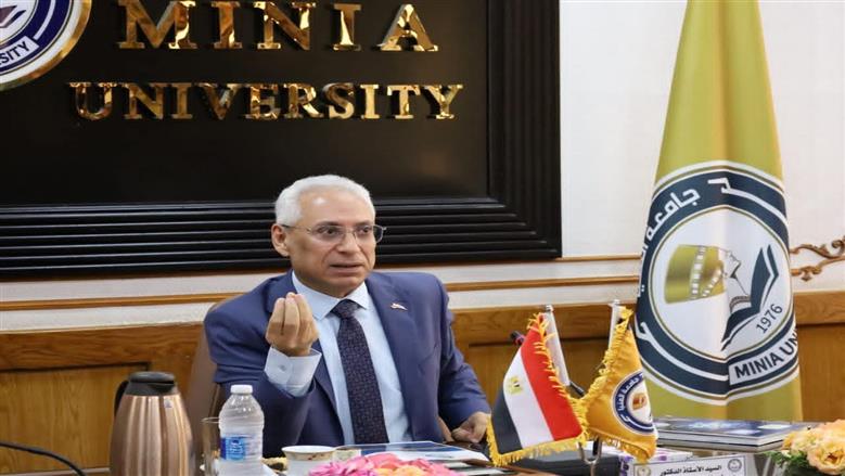 رئيس جامعة المنيا يعلن خطة شاملة لمواجهة ظاهرة الغش