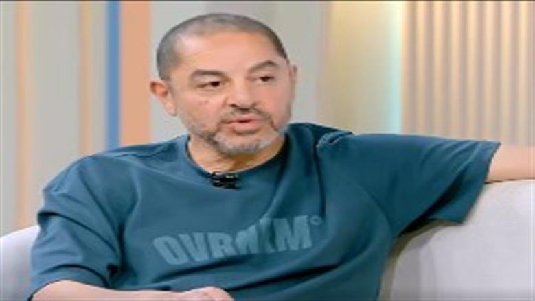 المخرج أحمد شفيق يروي قصة زواجه: رأيتها من الشباك فقررت الارتباط بها فورا