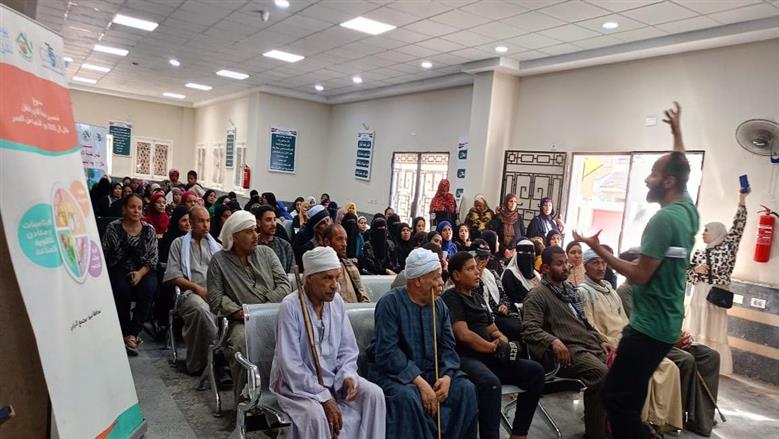 عضو التحالف الوطني تواصل جهودها في التوعية البيئية وتقديم الخدمات الصحية بالمجتمع المحلي