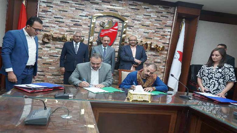 مياه سوهاج: توقيع بروتوكول تعاون بين المحافظة وشركة المياه لصيانة السيارات والمعدات