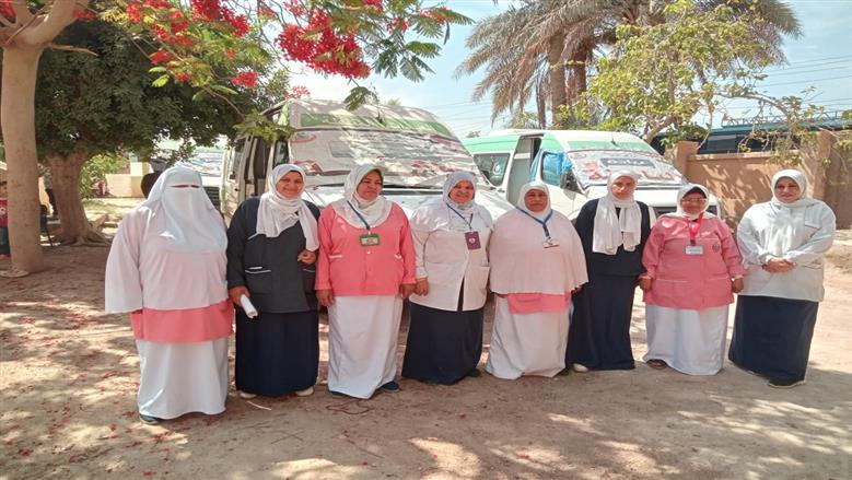 «صحة بني سويف»: تقديم 3366 خدمة طبية مجانية بقافلة علاجية في قرية كفر أبو شهبة