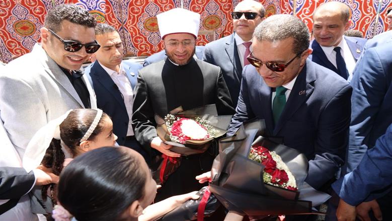 بمناسبة العيد القومي الـ120.. محافظ المنوفية ووزير الأوقاف يفتتحان المسجد القبلي بمنوف