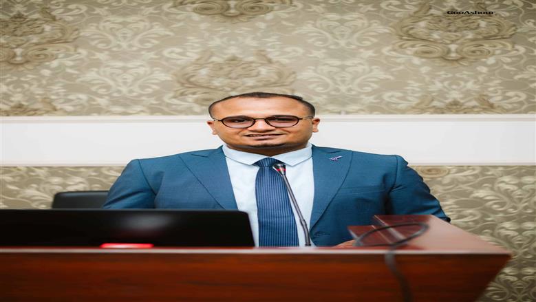 رئيس جامعة بني سويف يترأس مناقشة رسالة ماجستير لتطوير عين اصطناعية