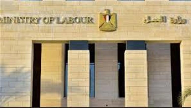 حملات تفتيش على القطاع الخاص بالفيوم وبني سويف وقنا للتأكد من تطبيق الحد الأدنى للأجور