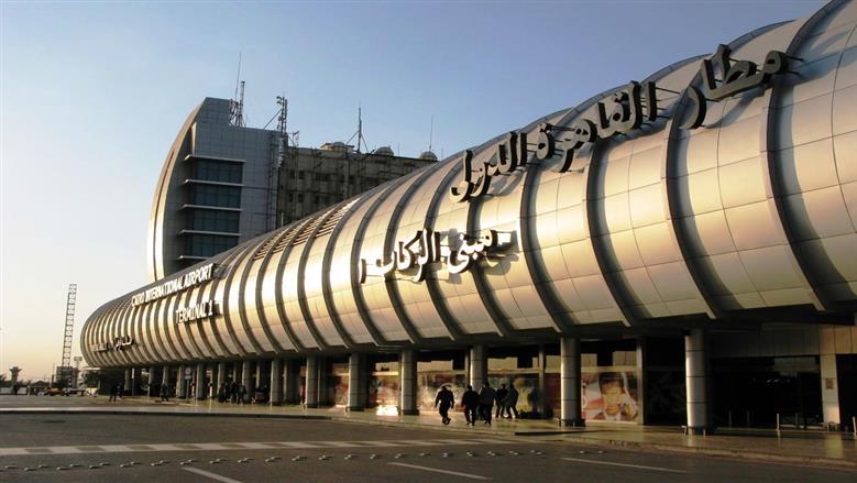 مزاد حكومي لبيع سيارات وبضائع جمارك مطار القاهرة.. ضوابط وشروط الاشتراك