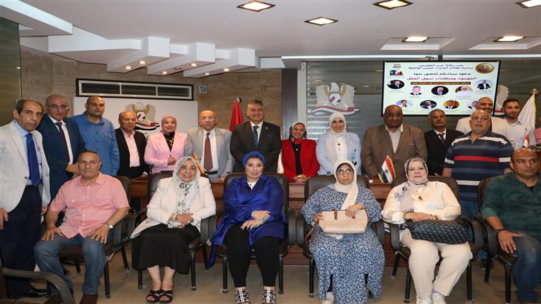حزب «المصريين» يفتح ملف الفجوة بين التعليم وسوق العمل في ندوة موسعة
