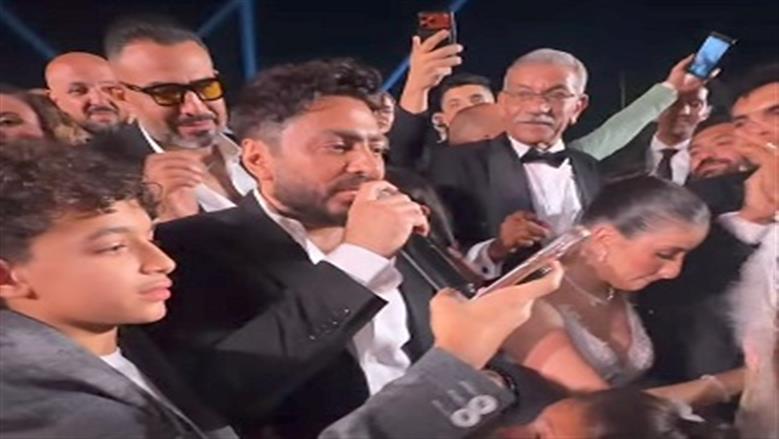 تامر حسني يُحيي حفل زفاف ابن سيد رجب.. ويشعل الأجواء بأغانيه