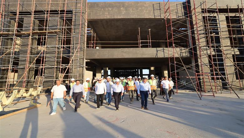 وزير النقل يتابع أعمال تنفيذ محطات الخط الثاني من شبكة القطار الكهربائي السريع