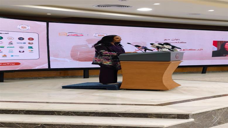 وزيرة التضامن تطالب بتيسير الزواج وعدم المغالاة