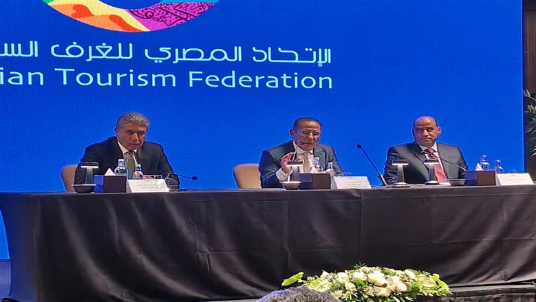 وزير السياحة يعلن إطلاق منصة مصرية للاستثمار.. ودخول عدد من الغرف الفندقية للخدمة
