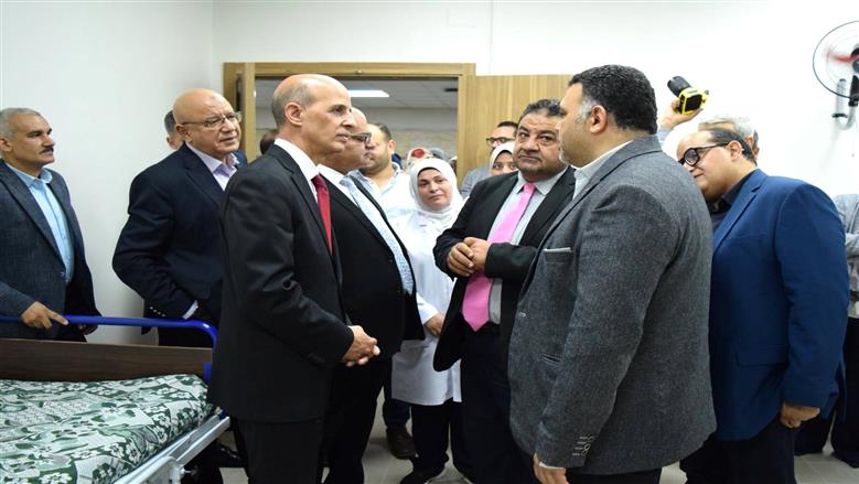 رئيس جامعة بني سويف يفتتح توسعات وتطوير قسمي الصدرية وجراحة الأوعية الدموية