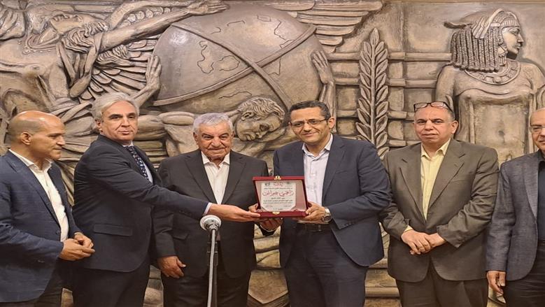 زاهي حواس من نقابة الصحفيين: استرداد الآثار المصرية معركة وطنية لحماية الهوية