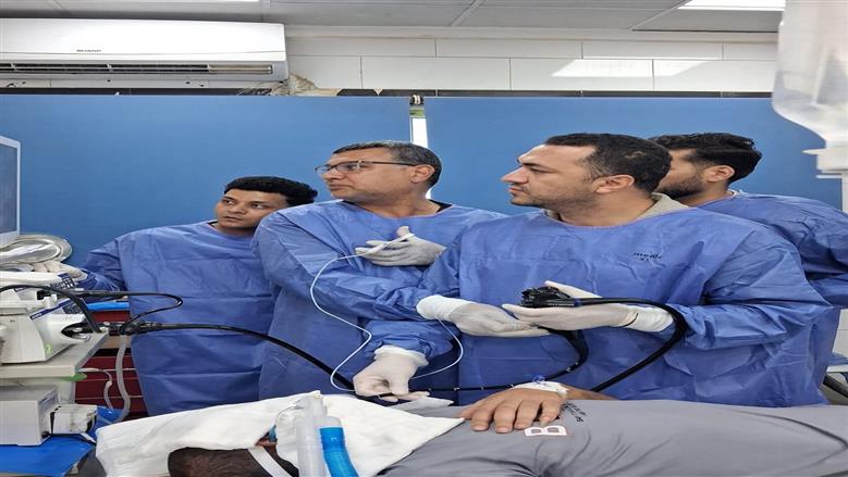 اول لقاء مع مريض بني سويف بعد استخراج 100 مسمار من معدته
