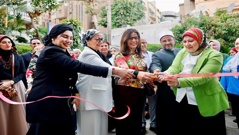 رئيسة «القومي للمرأة»: معرض «اصنع أخضر» نموذج ملهم يجمع بين الإبداع الفني وصون التراث