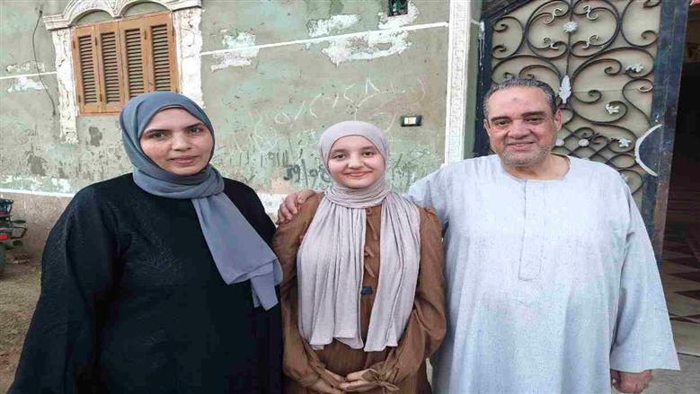 في عامها الأول بالأزهر.. «الوطن» توثق فرحة «جود» بالمركز الرابع في الشهادة الإعدادية