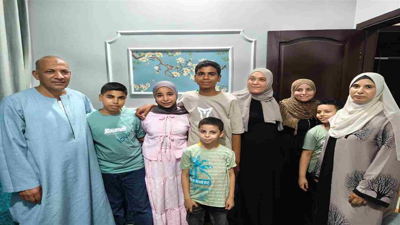 «جنى» تحصد المركز الأول في الابتدائية الأزهرية بالمنوفية: «أتمنى أدرس الطب»