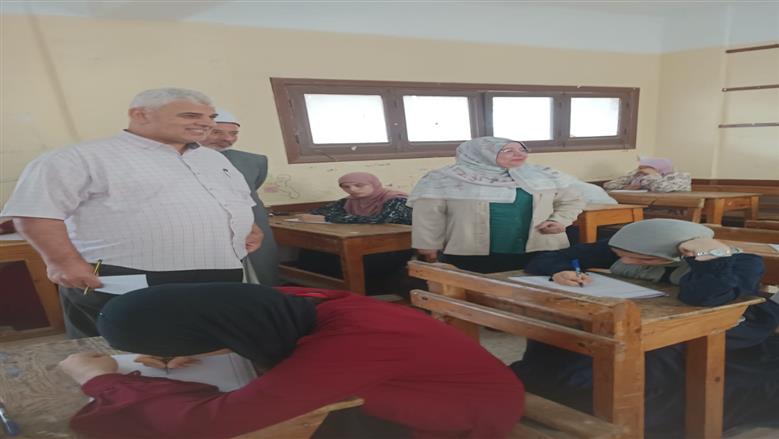 ارتياح بين طلاب علمي أزهر بالدقهلية بعد امتحان الصرف: «الأسئلة راعت الفروق الفردية»