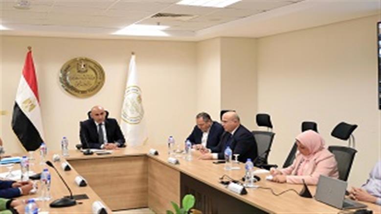تخصيص باب مستقل للدخول والخروج لكل لجنة في امتحانات الثانوية العامة