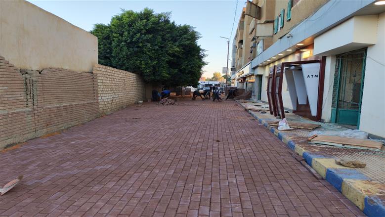 محافظ الجيزة: تركيب بلاط الإنترلوك بمحيط البنك الزراعي والمركز التكنولوجي في مدينة الباويطي