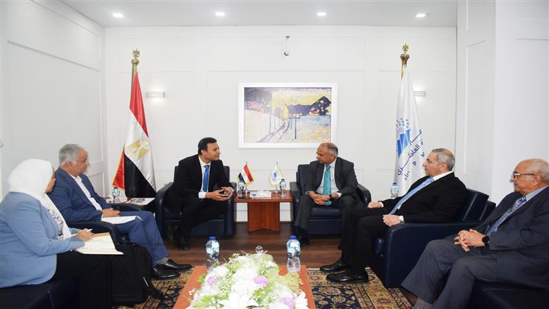 رئيس «المركزي للإحصاء» يستقبل بعثة البنك الدولي لبحث تعزيز التعاون المشترك