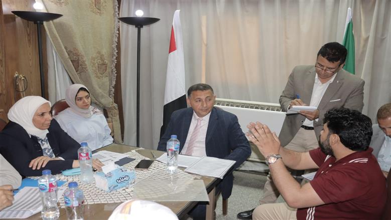 محافظ القليوبية يعقد اللقاء الجماهيري الأسبوعي بالخانكة لمتابعة شكاوى المواطنين وإيجاد حلول فورية لها