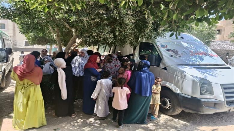 «صحة المنيا» تنظم قافلة طبية مجانية بقرية النويرات بمركز أبوقرقاص.. تضم 10 تخصصات