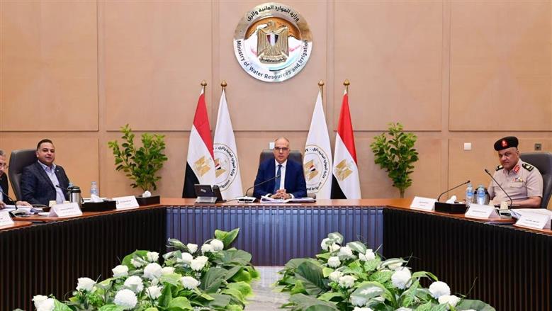 وزير الري يترأس «اللجنة العليا» ويوافق على 4 مشروعات قومية لتسريع تراخيص الشواطئ ودعم الاستثمار