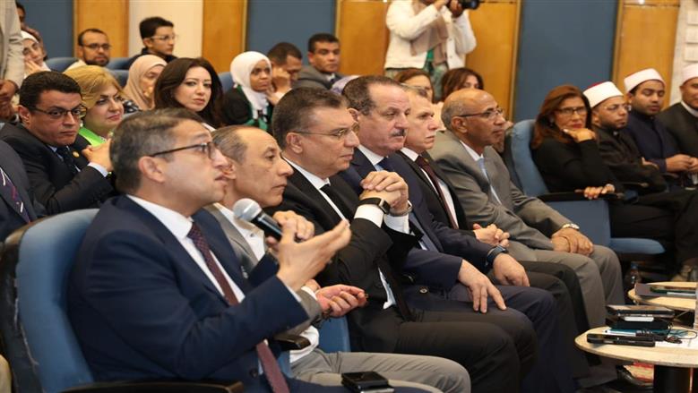 وزيرة الثقافة