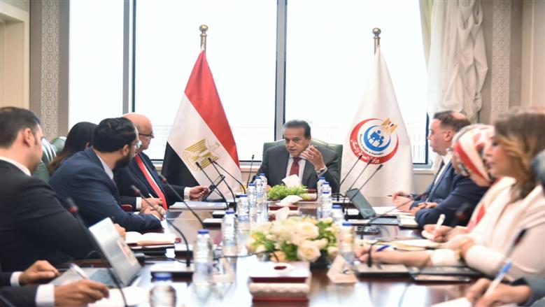 وزير الصحة يبحث مع مسؤولي «ميكو ميد» تعزيز الابتكار الصحي لدعم التحول الرقمي