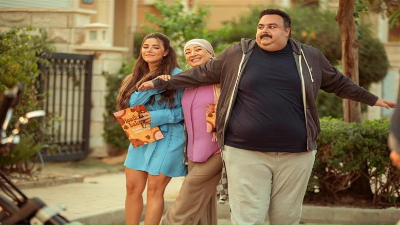 10 صور جديدة من كواليس فيلم صقر و كناريا قبل عرضه فى السينمات (صور)