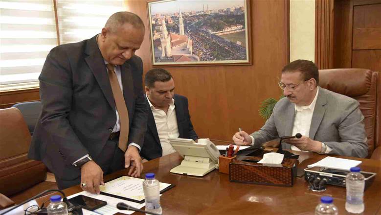 محافظ بورسعيد يعتمد نتيجة الشهادة الإعدادية