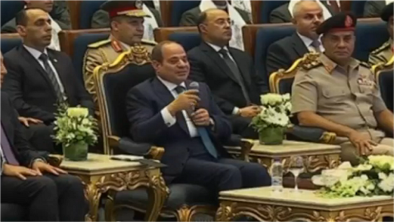 الرئيس السيسي يوجه بتكريم أوائل أئمة الأوقاف وإيفادهم للخارج