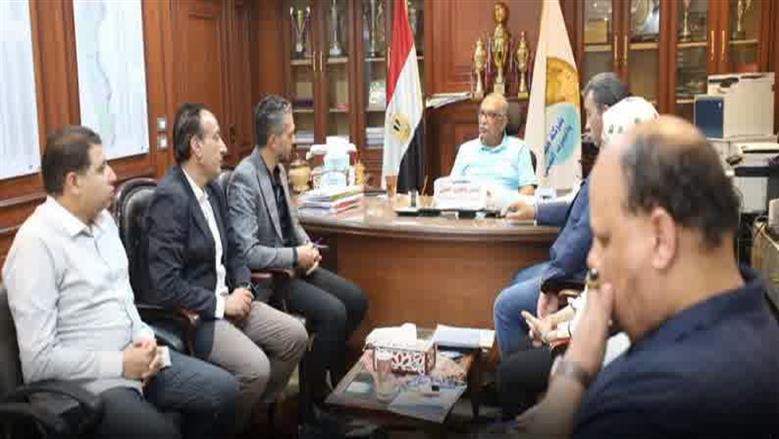 وفد «جهاز تنظيم المياه» يزور الشركة القابضة بالمنيا لمتابعة الخدمات وآليات تحسينها
