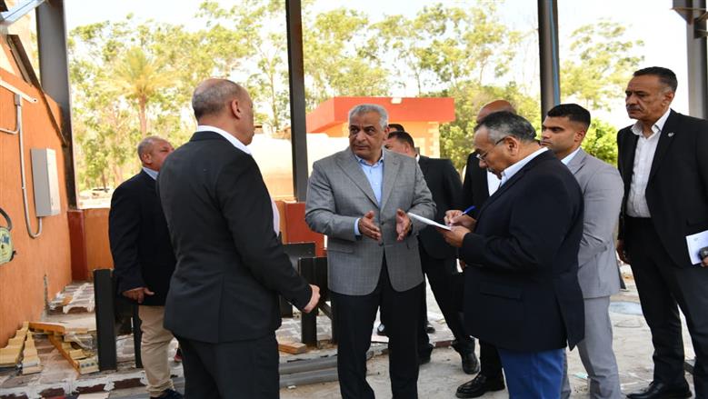 وزير الإنتاج الحربي يتفقد مصنع 18 الحربي