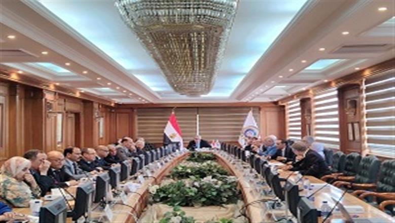 «الأعلى للتعليم» يعتمد قواعد اختبارات الالتحاق بـ6 كليات.. منها الهندسة