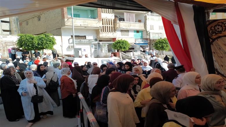 حل أبرز أسئلة امتحان الجغرافيا للثانوية العامة 2026.. «اطمن على إجابتك»